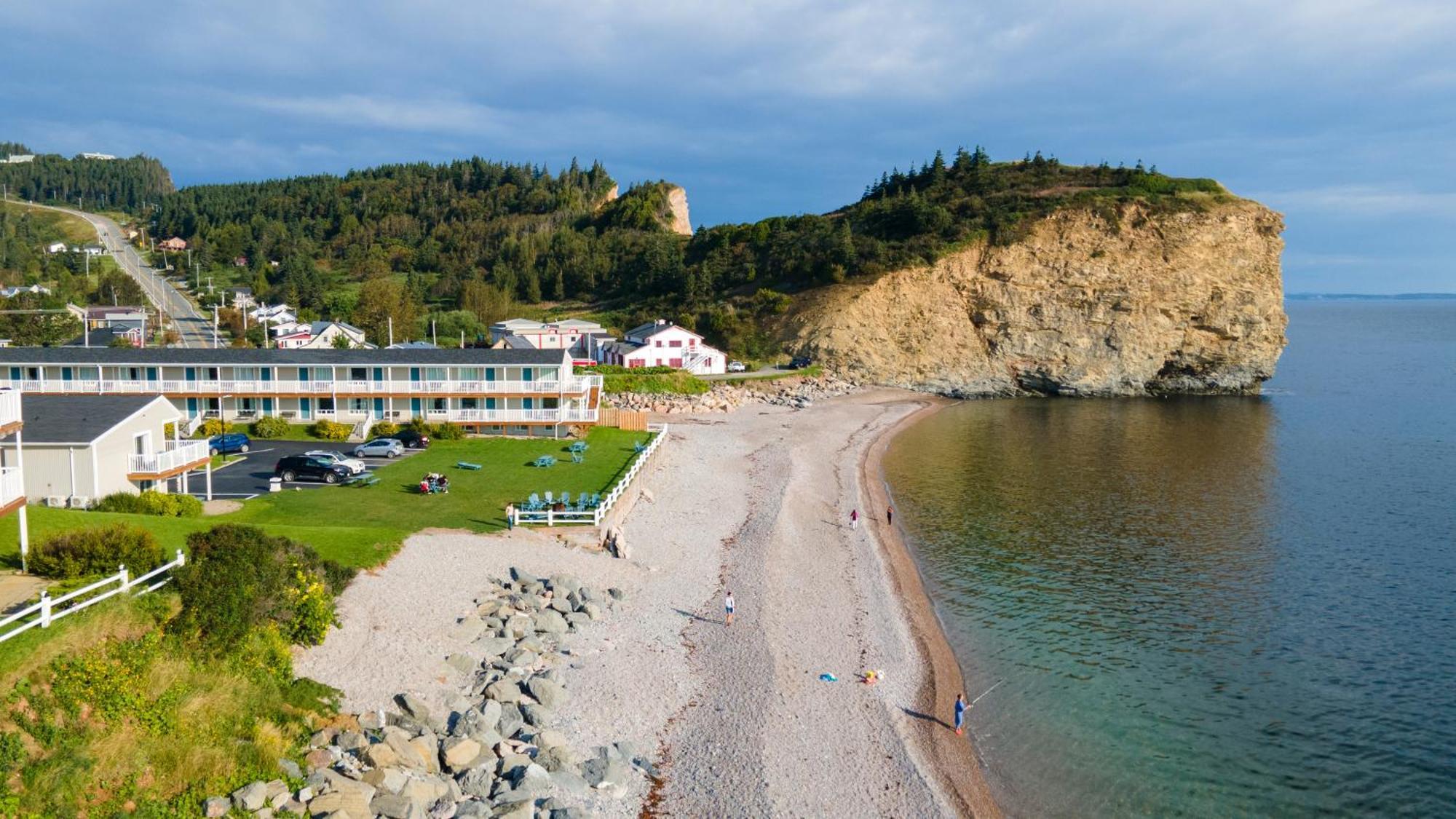 Hotel Les Trois Soeurs Perce Eksteriør billede